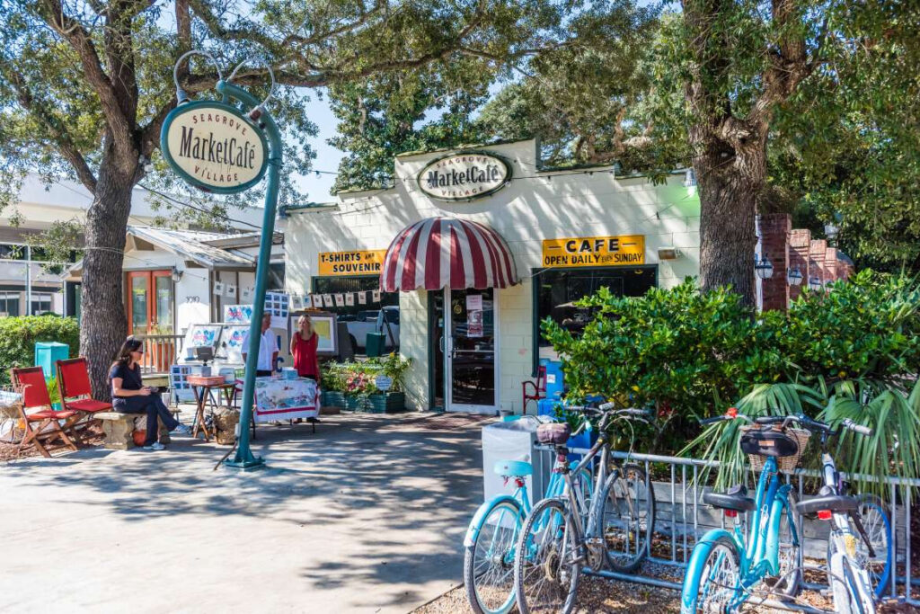 30A's Seagrove Village MarketCafe´ has a great to-go lunch and dinner menu, perfect for your Oversee Vacation Home.