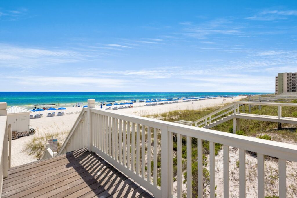 A PERFECT DAY IN CARILLON BEACH. FROM SUNRISE TO SUNSET.