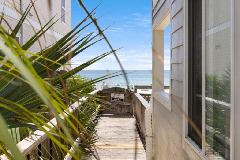 Leeward Community Access