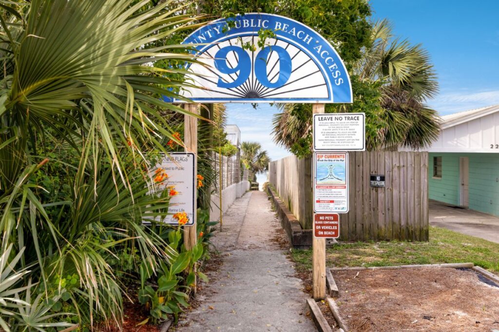 PCB Public Beach Access #90