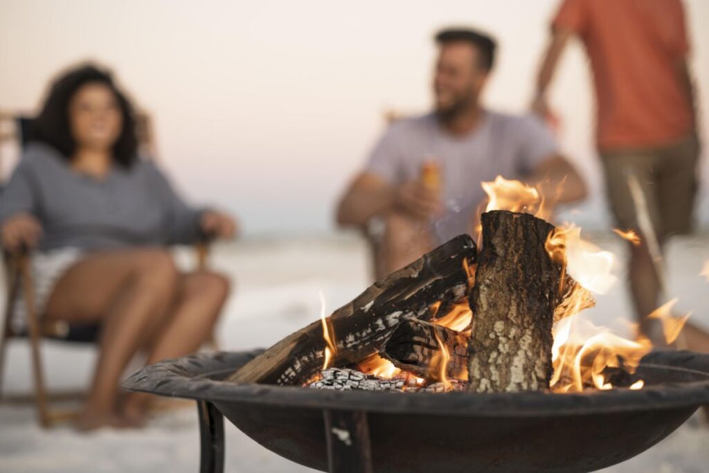 BEACH DAYS IN OCTOBER? YES, PLEASE. WHAT TO EXPECT WEATHER-WISE.
