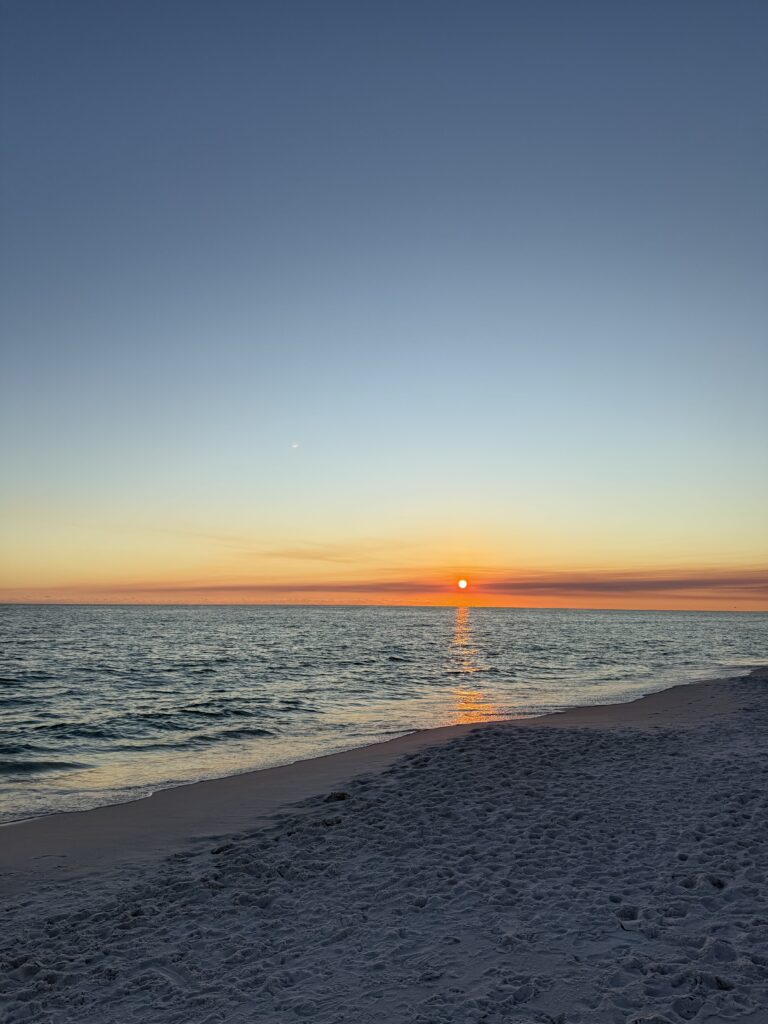 NOVEMBER SUNSETS ON 30A: WHERE TO CATCH THE BEST VIEWS