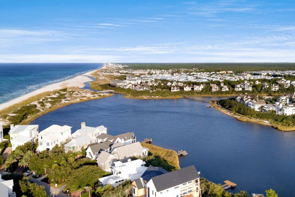 THE SMART GUIDE TO STAYING IN SEACREST BEACH
