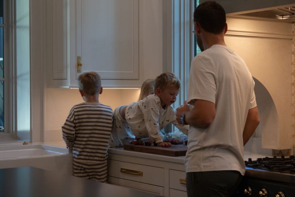 SHOULD YOU COOK OR EAT OUT ON YOUR 30A VACATION?