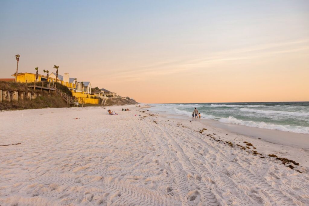 HATE ITINERARIES? BLUE MOUNTAIN BEACH IS FOR YOU.