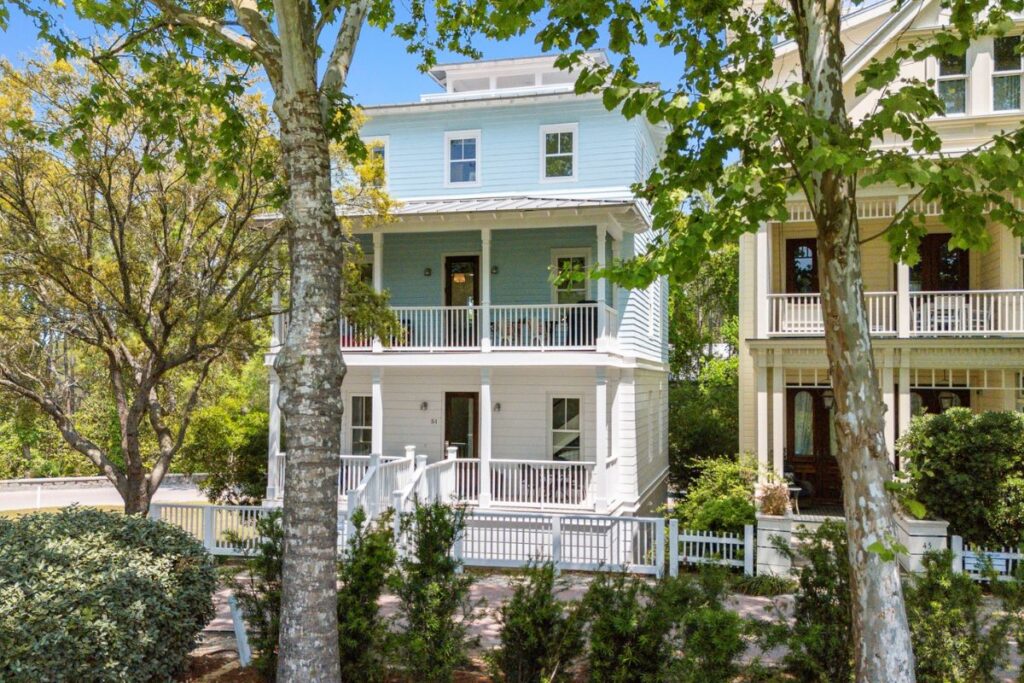 Why Seaside Is a Great Place to Stay for the 30A Songwriters Festival